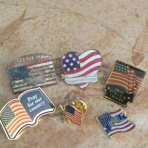 Patriotic Flag Pin Set